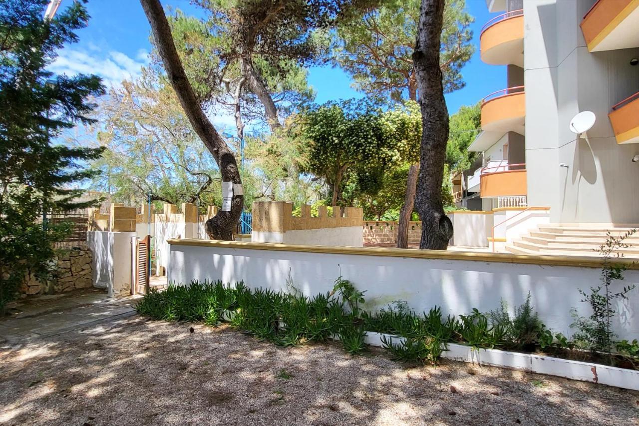 Luxury Suites & Apartment Con Accesso Alla Spiaggia E Parcheggio Privato - Vista Mare Lido Conchiglia Экстерьер фото