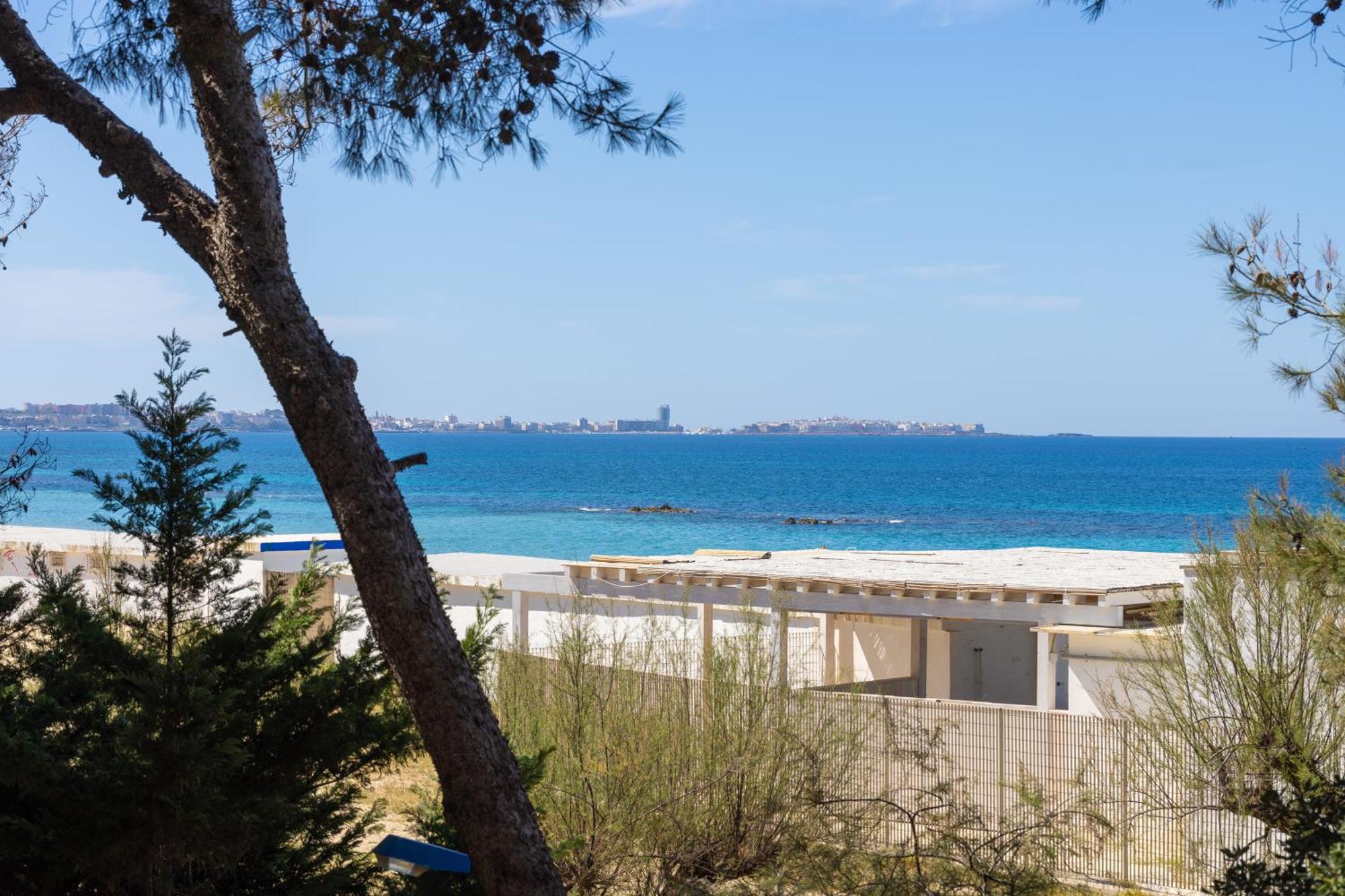 Luxury Suites & Apartment Con Accesso Alla Spiaggia E Parcheggio Privato - Vista Mare Lido Conchiglia Экстерьер фото